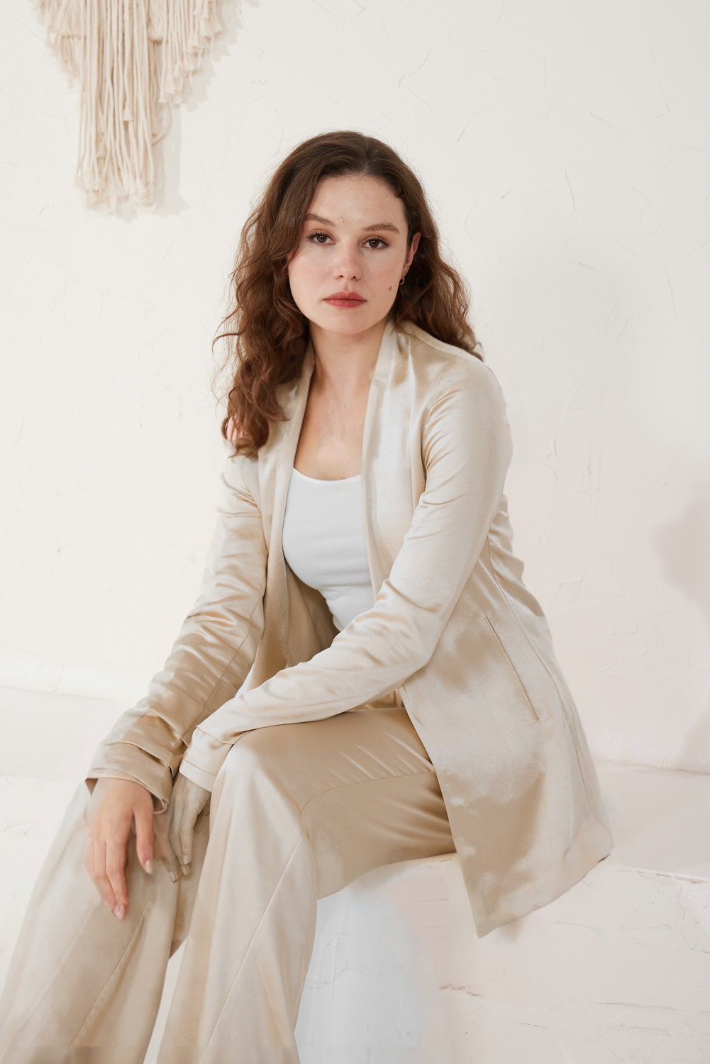 Champagne Satin Placket Blazer（5pcs, $45 ea)